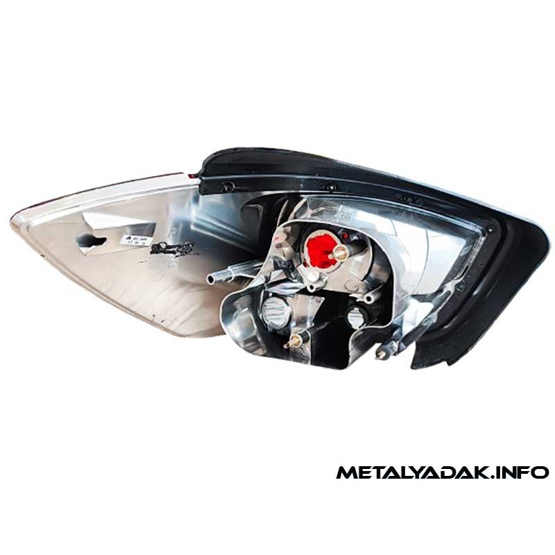 چراغ خطر عقب تیبا 2