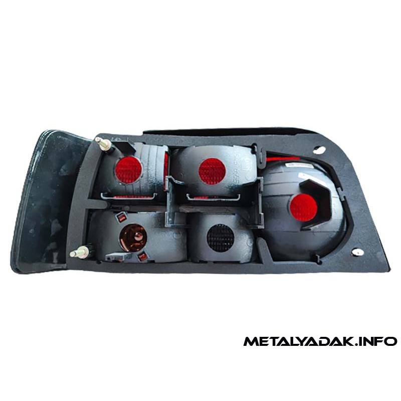 چراغ خطر عقب پژو 405